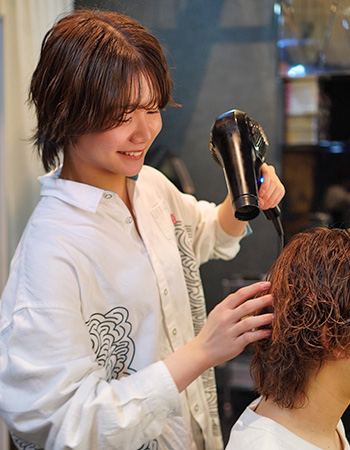 アイム近畿理容美容専門学校