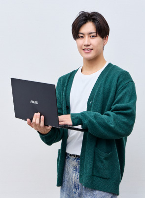 情報システム学科（2年制） アプリケーション専攻／クラウド・インフラ専攻 ※大学編入制度（希望者）の利用で高等学校教諭一種免許状（情報）の取得がめざせます！