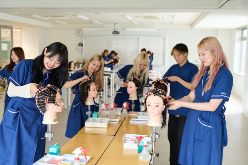 ヘアスタイリストカリキュラム