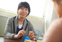  勅使川原麻里さん