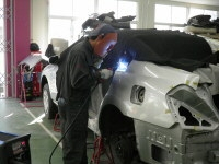 自動車車体整備科