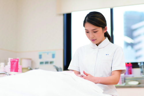 福井美容ビューティー製菓保育専門学校