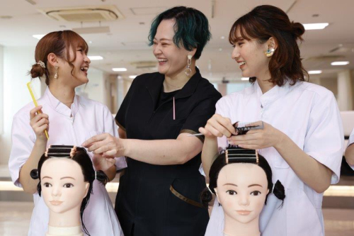 美容学科（2年制）