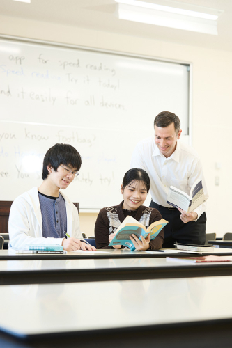 言語文化学科 アジアコース・英語コース・日本コース