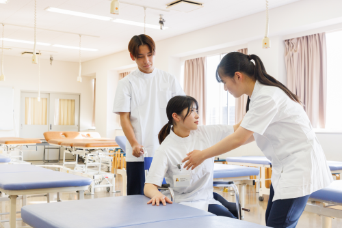 作業療法学専攻