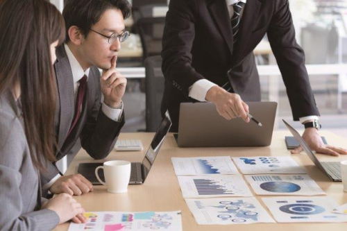 財務専門官・国税専門官コース