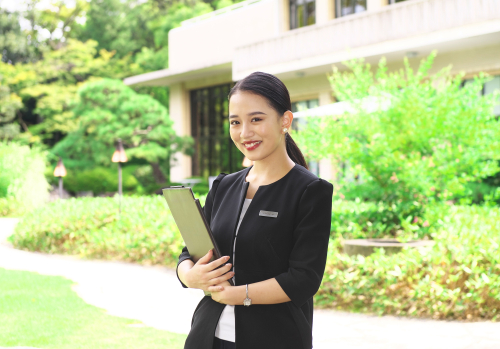 ウエディングプランナー／ドレススタイリスト／ブライダルフラワー