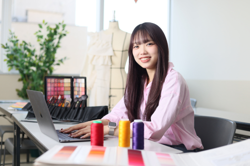 ビューティビジネス・情報大学科