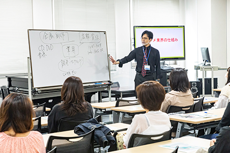 マネージメントスタッフコース ／ テクニカルスタッフコース ／クリエイティブスタッフコース