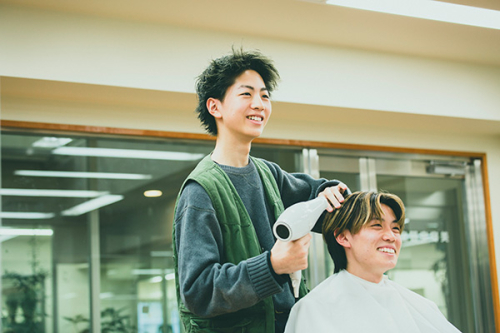 ヘアスタイリスト専攻