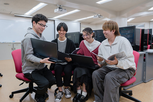 ゲーム総合学科（4年制）