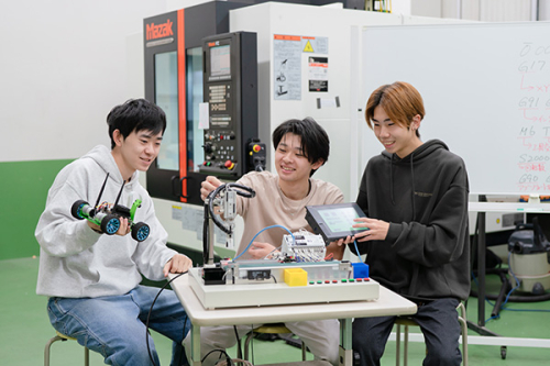 機械工学科（2年制）