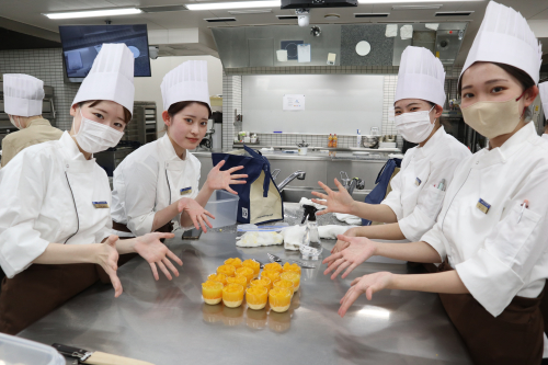 製菓スペシャリスト本科（2年制）