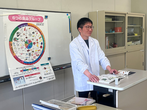 教授　小木曽 洋介 先生