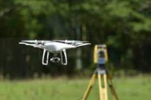 ドローン操縦技能証明書が校内講習で取得可