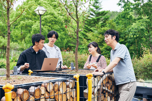 環境生命科学科（環境と社会コース、食と農コース、医療と健康コース）