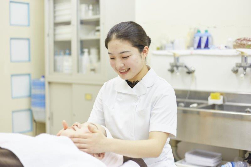 美容科 昼間課程