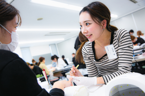 トータルビューティ学科　2年制