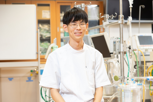  八角 奏人さん