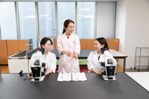 臨床検査学科 （3年）