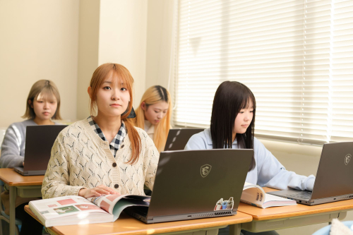 デザイン大学科（４年制）