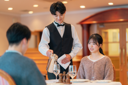 ホテルサービスコース（2年制）