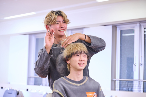 ヘアスタイリスト専攻