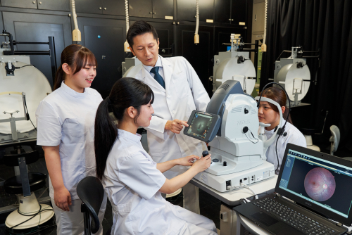 視能療法学科