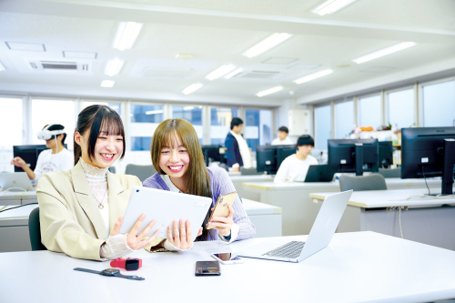 モバイルアプリケーション開発科（2年制）