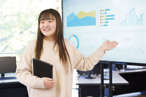 情報学科