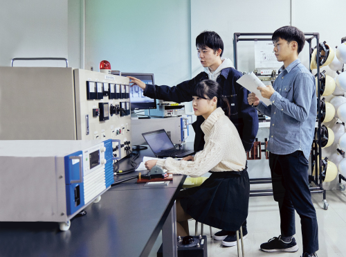 電気電子工学科