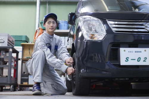 大阪自動車整備専門学校