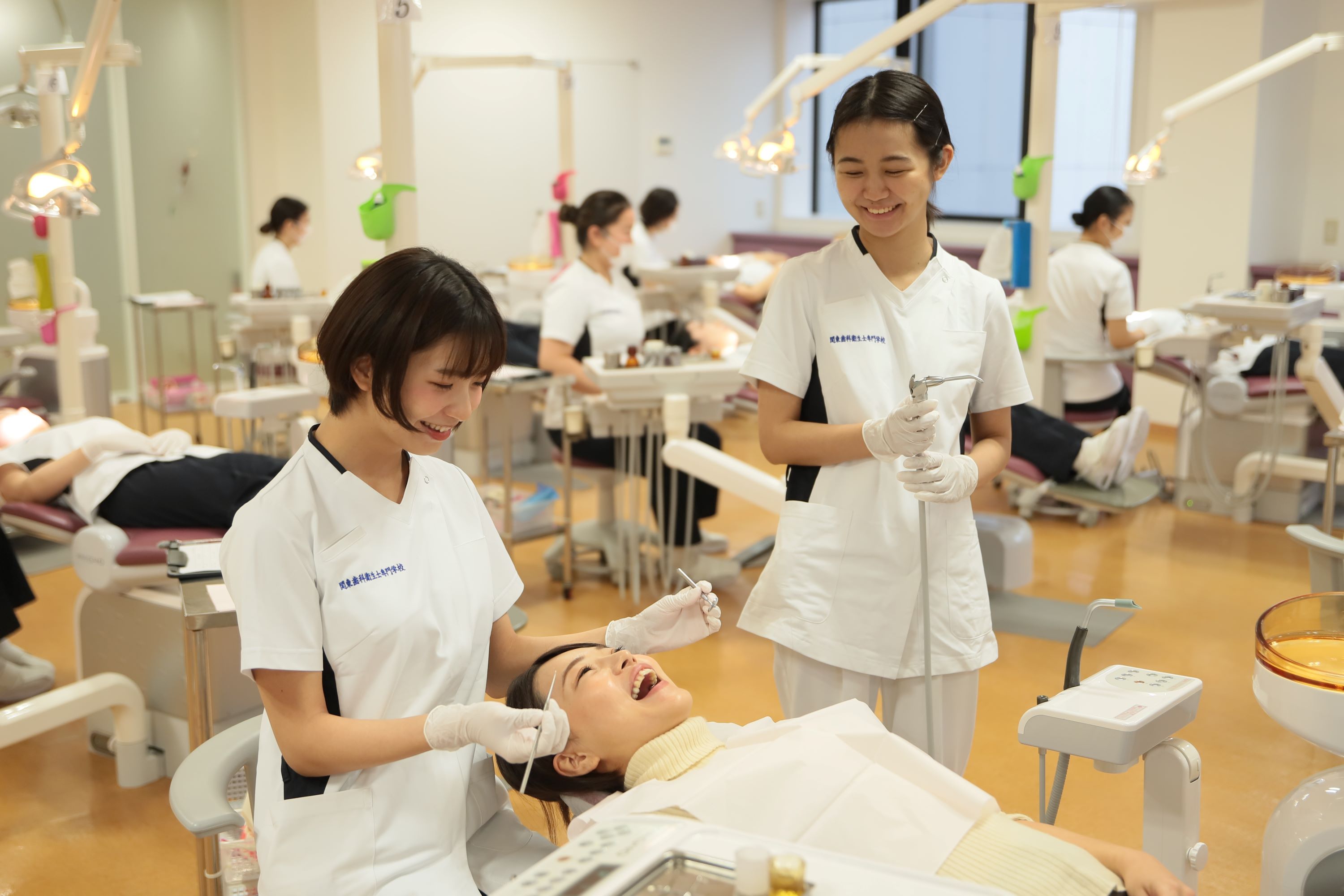 厚木総合専門学校