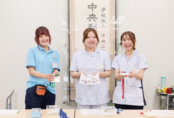 先輩たちの写真