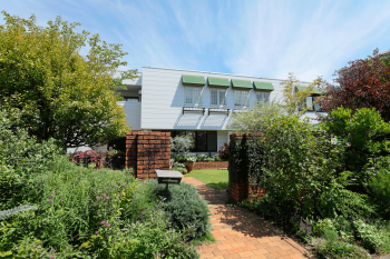 日本ガーデンデザイン専門学校