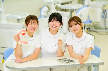 東京西の森歯科衛生士専門学校