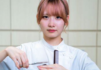埼玉県理容美容専門学校