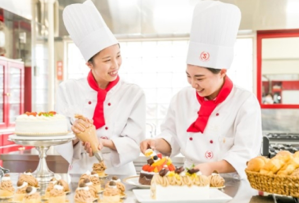 実習中の二人の学生