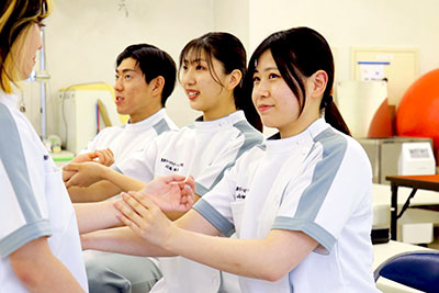 専門学校　東都リハビリテーション学院