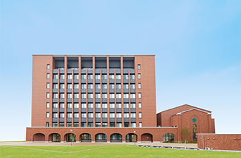 大阪成蹊大学