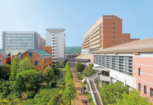 徳島文理大学